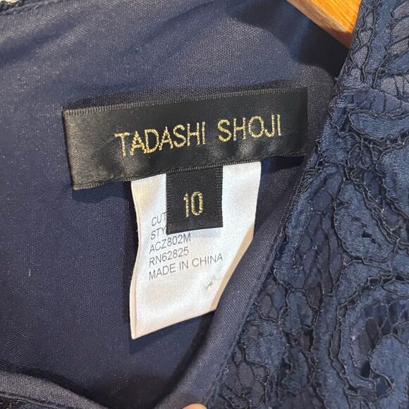 Tadashi Shoji Navy & White Crocheted Lace Shift Dress - size 10 - Picture 4 of 5